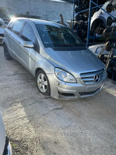 Mercedes B180 2011 Automatica DIsponivel em Peças