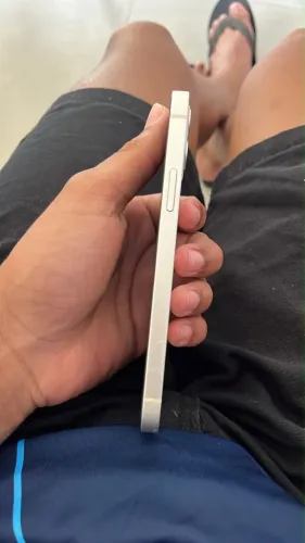 Vendo ou troco iphone 12 por outro iphone 11 pro pra cima!!