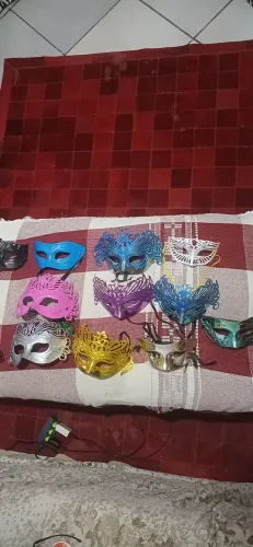 Lote de máscaras de Carnaval 