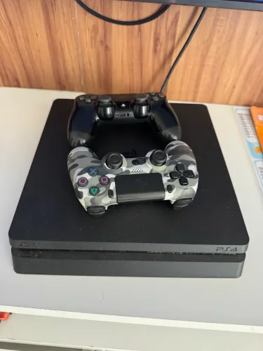 PlayStation 4 slim