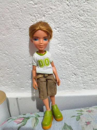 Boneca MGA Bratz Boy 2002 Cameron