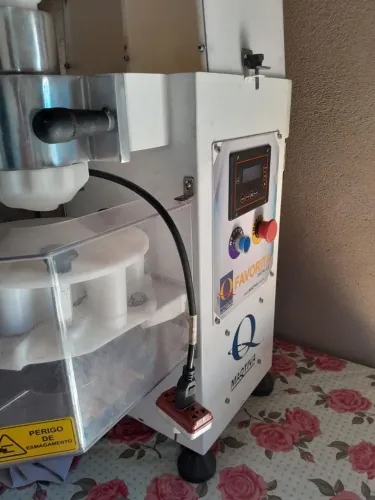 Máquina de salgado