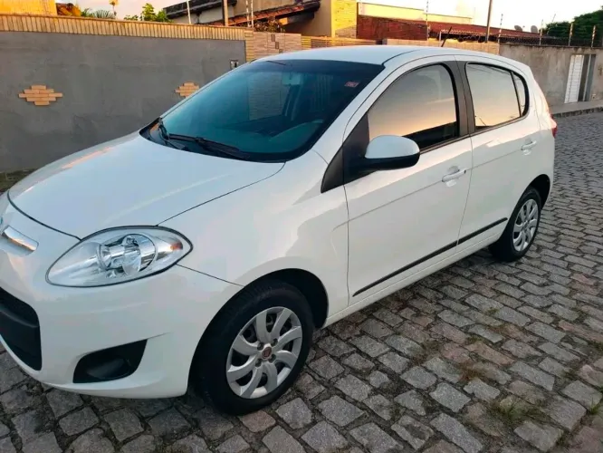Fiat Palio Attractive 1.0 EVO Fire Flex 8V 5P 2015