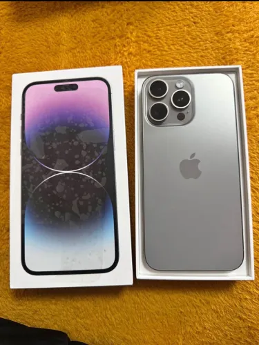 iPhone 15 Pro Max - Excelente Estado