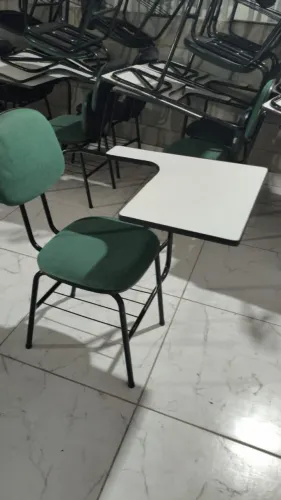 Cadeiras Universitárias Lote