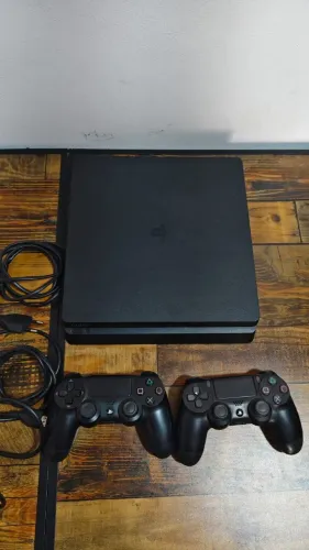 PS4 slim 1tb desbloqueado playstation 4 slim destravado 2 controles