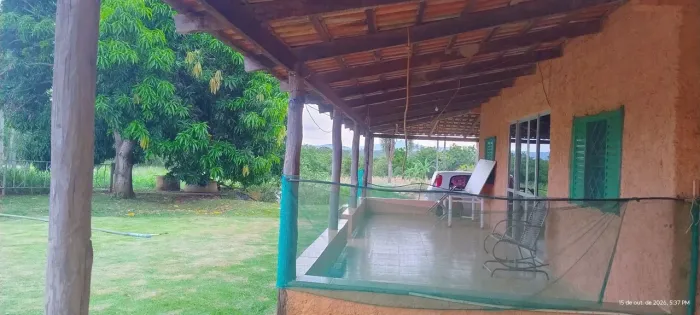 ? SÍTIO À VENDA