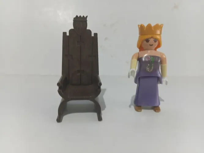 Playmobil Rainha com trono