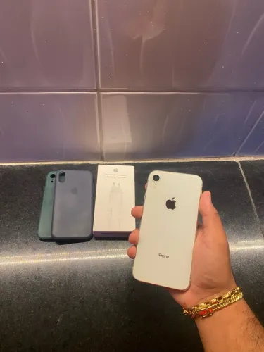 iPhone XR 64Gb