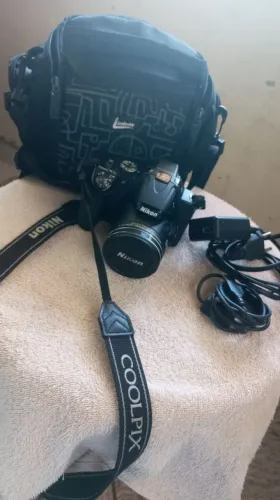 Nikon coolpix p520
