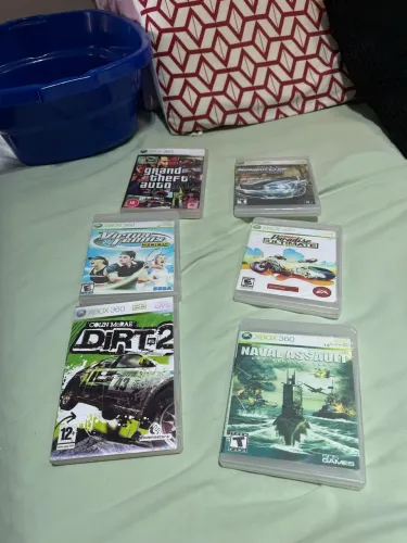 Coleção jogos antigos Xbox 360 gta iv,midnght club entre outros