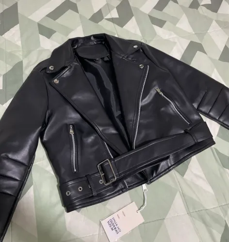 Jaqueta de couro biker (NOVA COM ETIQUETA)