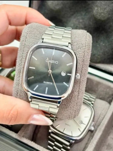 Relógio CASIO ORIGINAL NOVO (Leia)