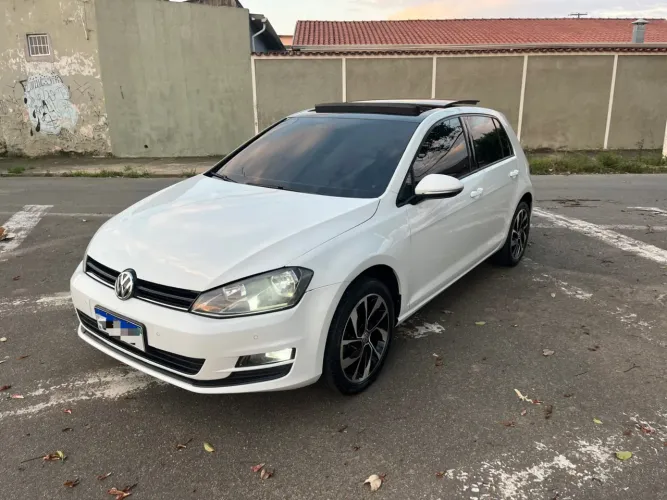 Volkswagen Golf Comfortline 1.6 MSI Total Flex Aut. 2016