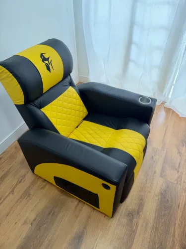 Poltrona gamer reclinável