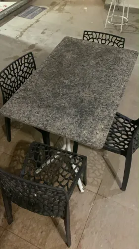 Mesa 4 cadeiras