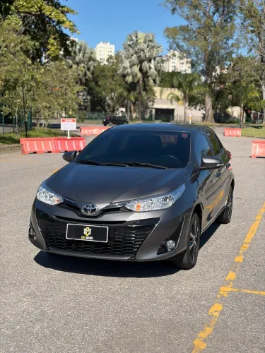 Toyota Yaris XS Connect 1.5 Flex 16V 5P AUT 2022