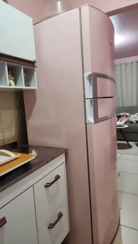 Vendo Geladeira está novinha