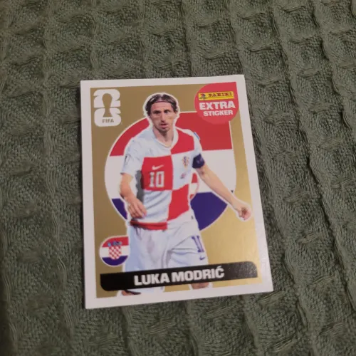 Extra Sticker - Luka Modric - Ouro