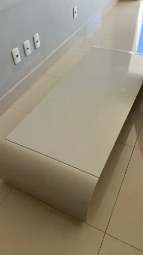 Mesa em laca