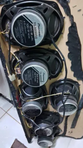 Vendo Som automotivo