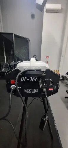 Vendo 2 maquinas de fumaças semi novas, deixe sua igreja e seu evento ainda mais top.