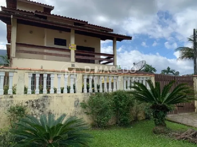 Casa para venda em Praia Da Lagoinha de 180.00m² com 3 Quartos, 1 Suite e 2 Garagens