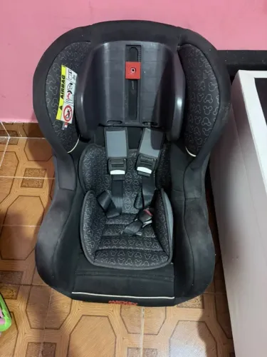 Cadeira para auto 0 a 18kg seminova