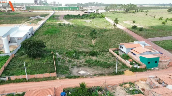 Área industrial de 44.000 m² com galpão, escritório e estrutura completa