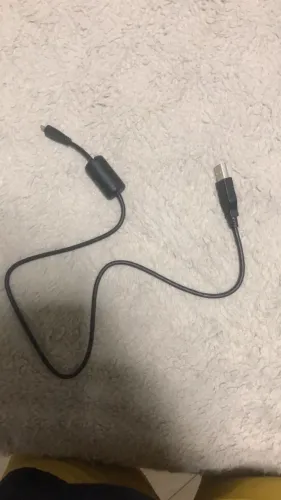 câmera digital sony dsc-h300 20,1mp 35x zoom óptico, usada mas em perfeito estado com cabo