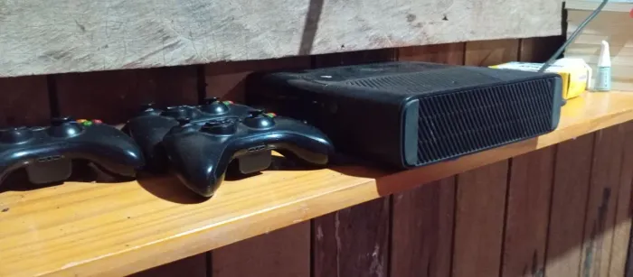 Vendo Xbox 360