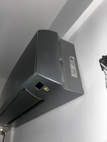 Ar Condicionado (12 mil BTUs)