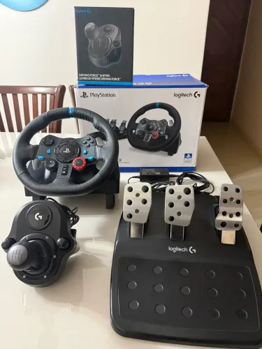 Logitech G29 + Câmbio Driving Force Shifter