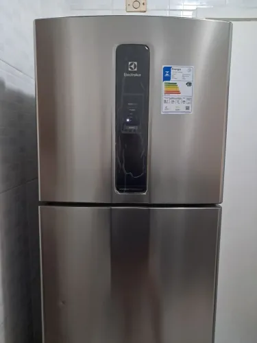 GELADEIRA NOVA ELECTROLUX