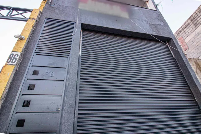 Loja na Rua Oliveira César, 96 120 m²