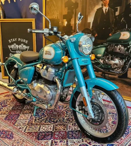ROYAL ENFIELD CLASSIC 650 2027 ( EMPLACADA ) 