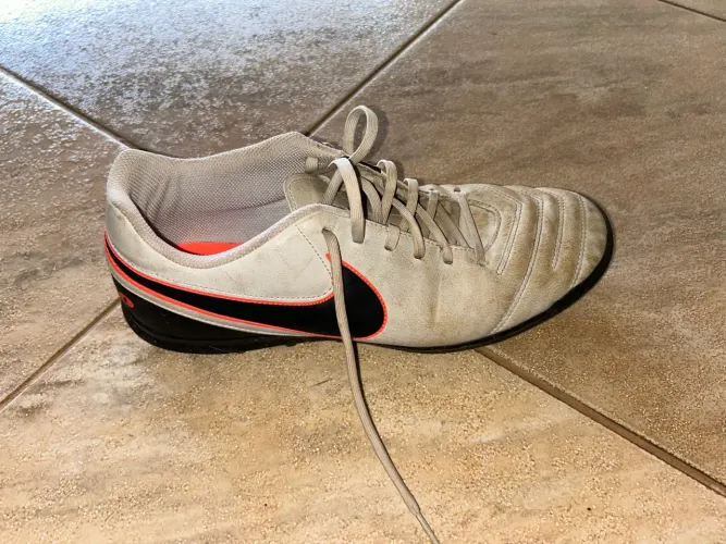 Chuteira Nike Society original TAM 42