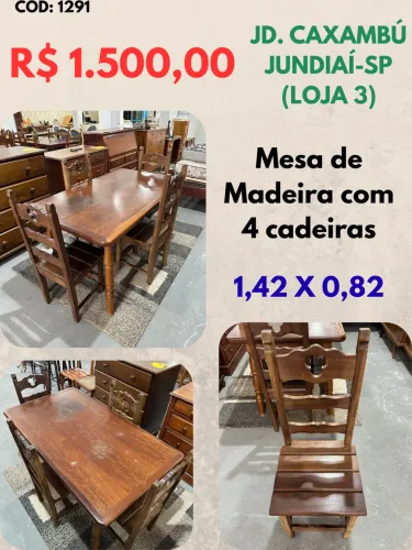 Mesa de Madeira com 4 cadeiras