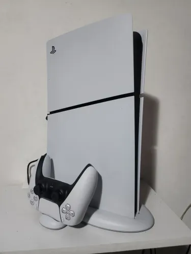 Ps5 slim com disco 825gb
