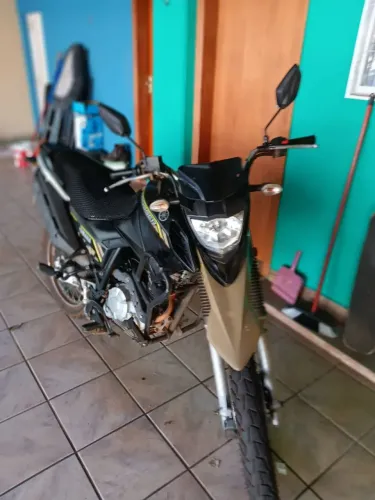 Vendo yamarra xtz z