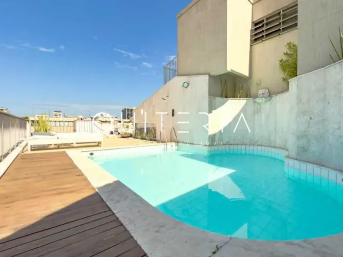 Cobertura à venda em Ipanema - Rua Almirante Saddock de Sá | 3 Quartos | 3 banheiros | 4 v