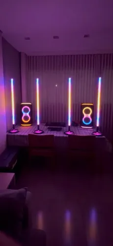 Par Partybox Club 120 + 4 Partylight Sticks