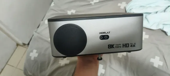 Projetor Horlat Full HD nativo