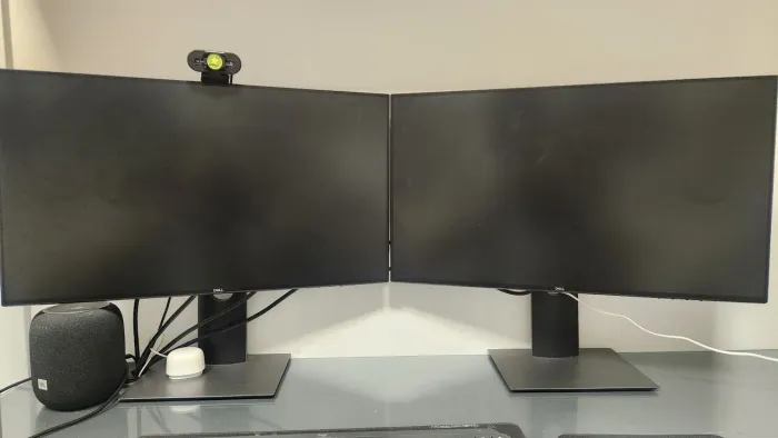 2 Monitores Dell Ultra sharp U2419H