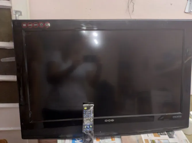 TV CCE 32