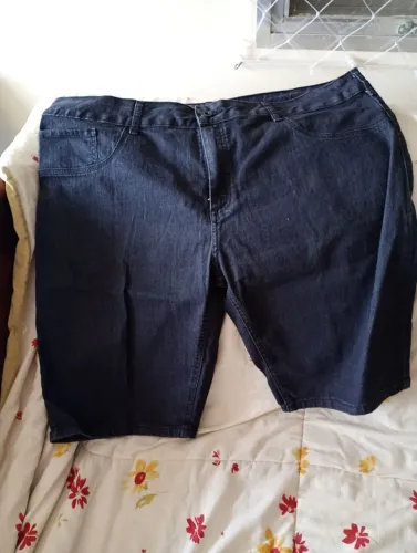 Bermudas femininas tamanho 50/52 novas