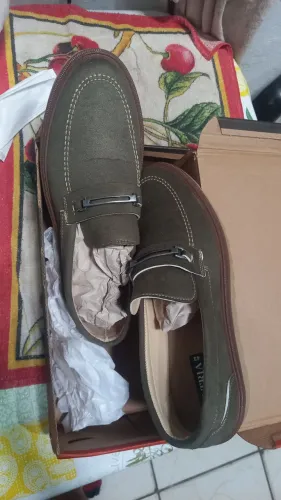 Sapato mocassin lindo e novo. Masculino tam 43