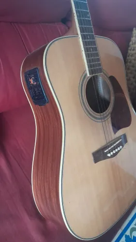 Violão elétrico Eagle otimo estado.