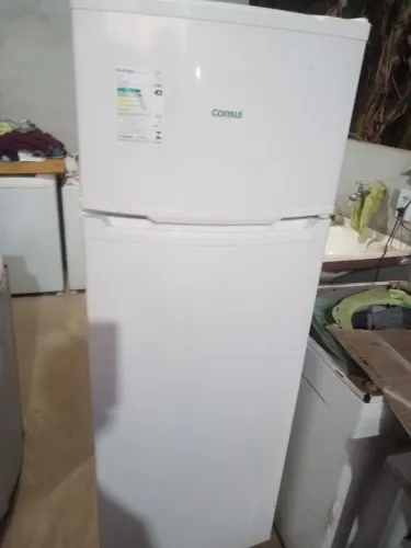 Venda de uma geladeira Consul frosfree 370 duplex 