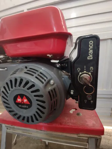 MOTOR GASOLINA BRANCO B4T 6.5H 6,5CV A 3.600RPM  